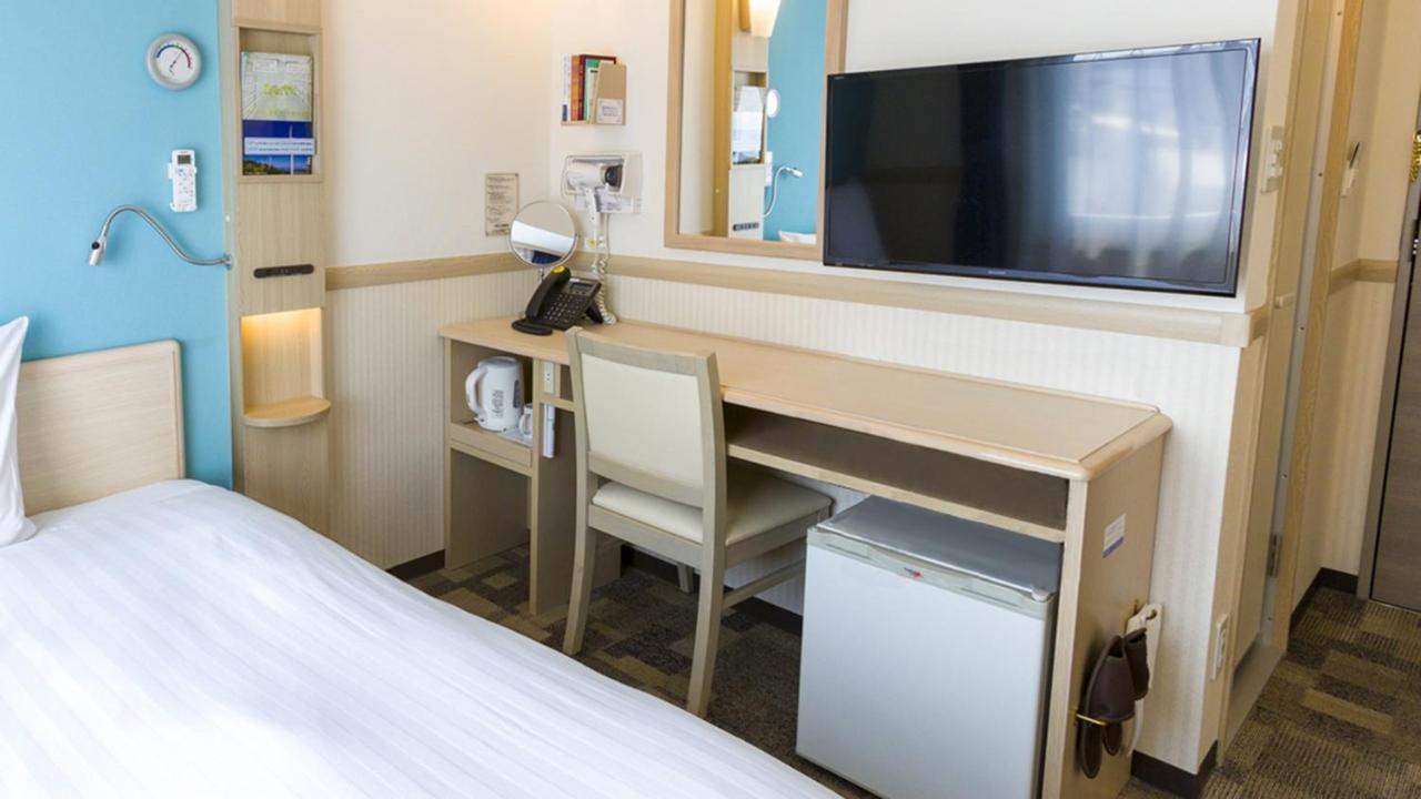 Toyoko Inn Utsunomiya Ekimae No 2 Exterior foto